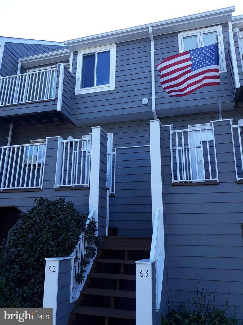 417 14TH Street - Photo 1