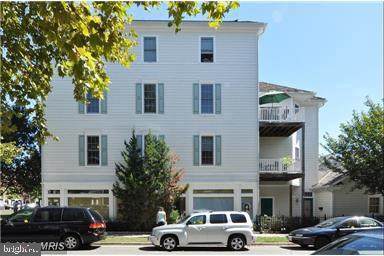305 Main Street - Photo 1