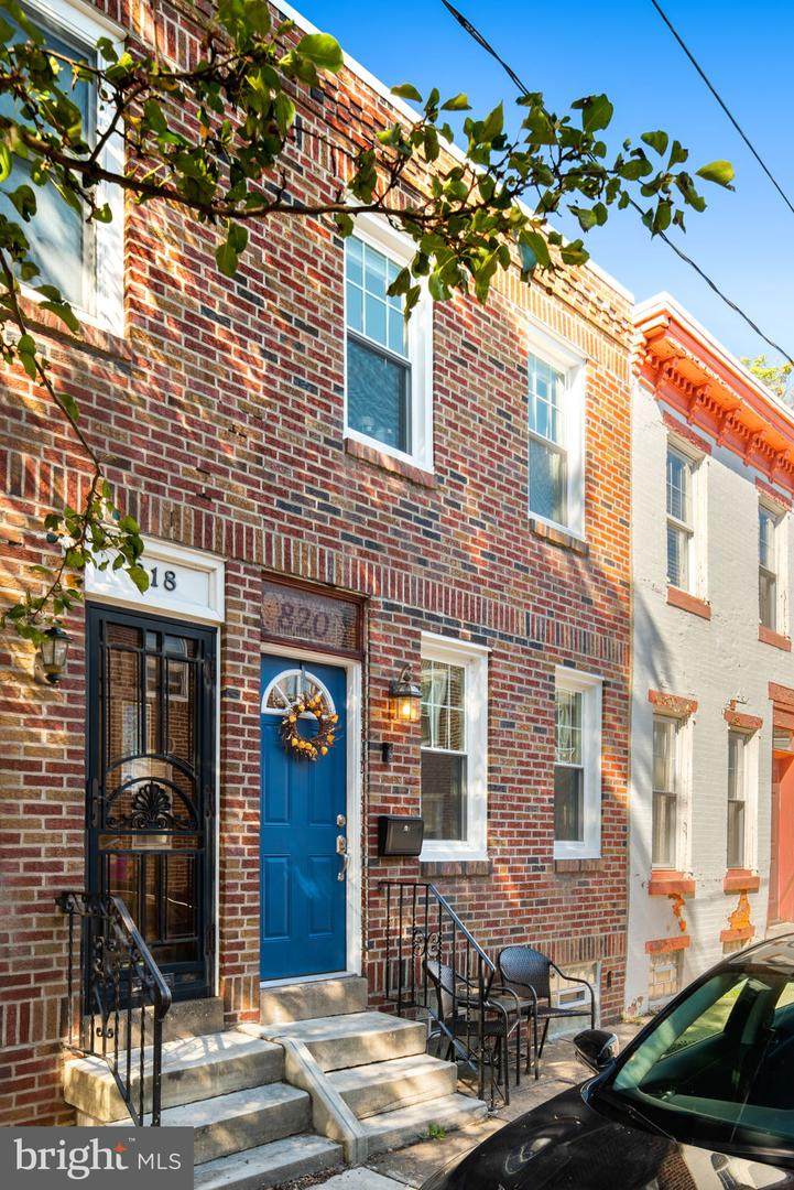 820 Judson Street - Photo 1