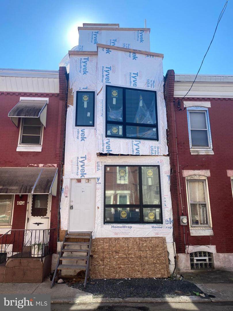 2218 Earp Street - Photo 1