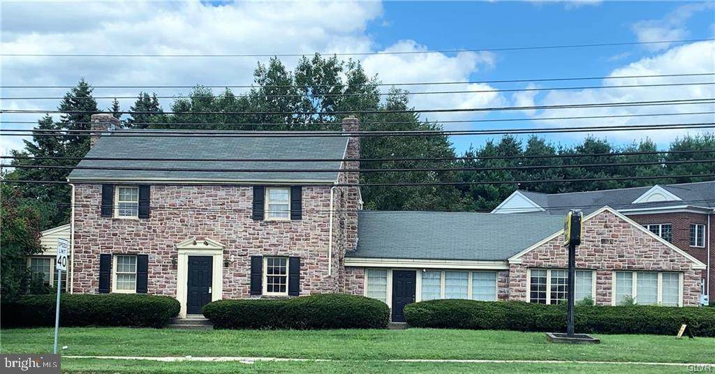 2350 Schoenersville Road - Photo 1