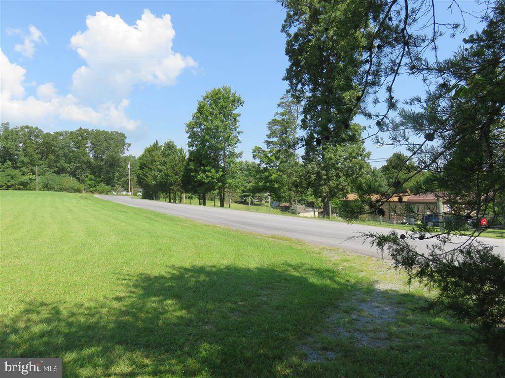 760 Lee Burke Road - Photo 1