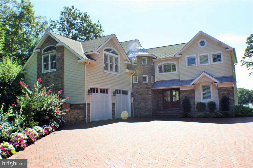472 Ridge - Photo 1