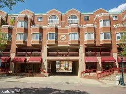 22 Courthouse Square - Photo 1