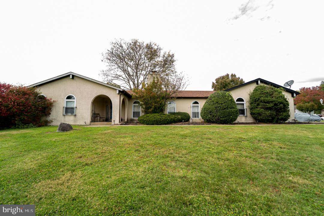 64 Nancy Drive - Photo 1