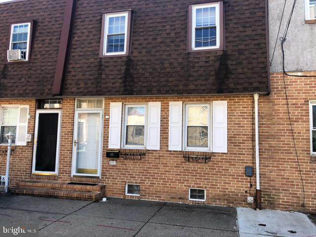 2977 Gaul Street - Photo 1