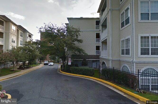 4550 Strutfield Lane - Photo 1
