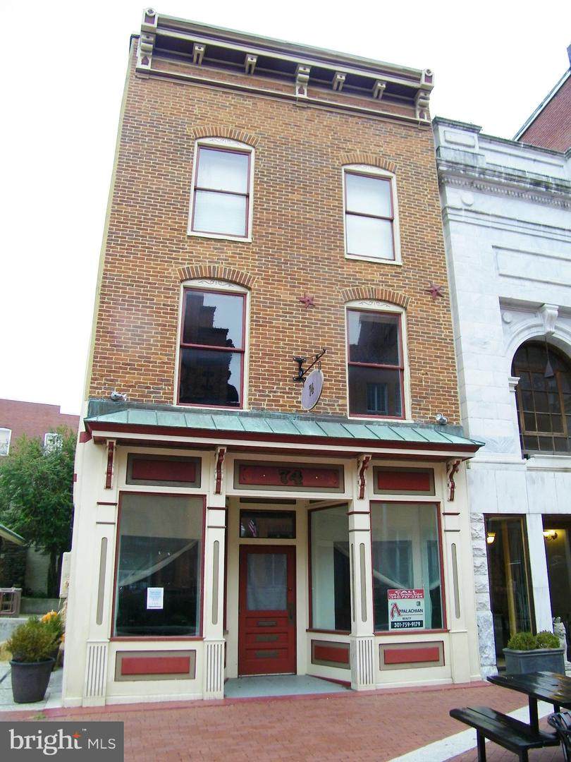 74 Baltimore Street - Photo 1