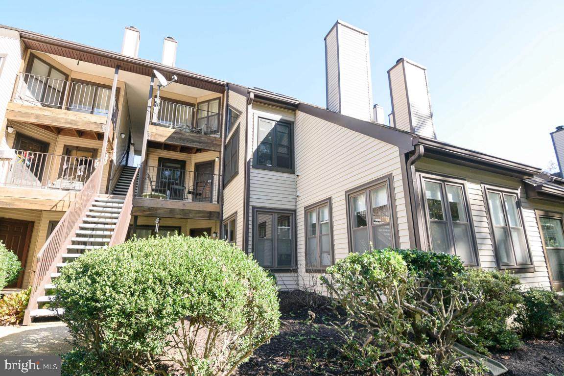 3802 Ski Lodge Drive - Photo 1