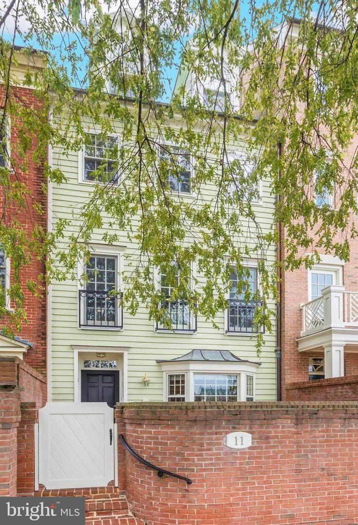 11 Wilkes Street - Photo 1