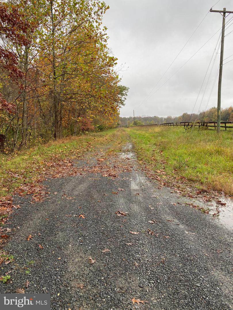 16211 Thoroughfare Road - Photo 1