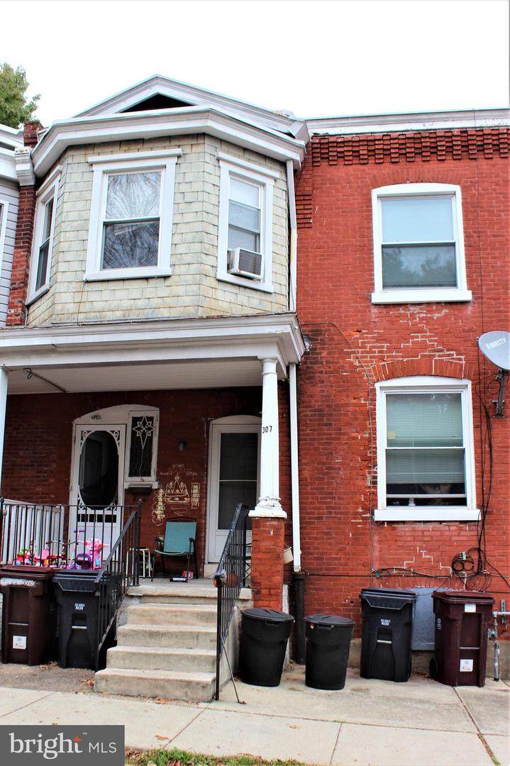 307 19TH Street - Photo 1