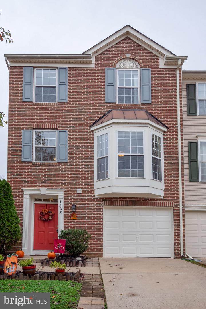 1528 Grosbeak Court - Photo 1