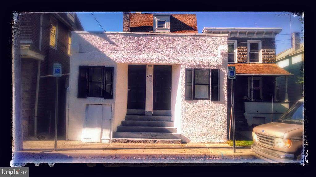 272 Maple Street - Photo 1