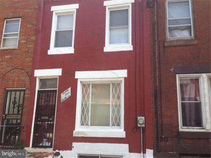 2436 Oakdale Street - Photo 1