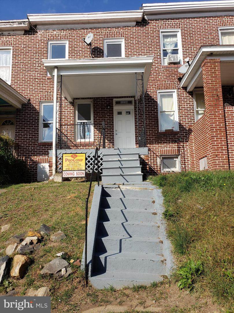 3234 Ravenwood Avenue - Photo 1