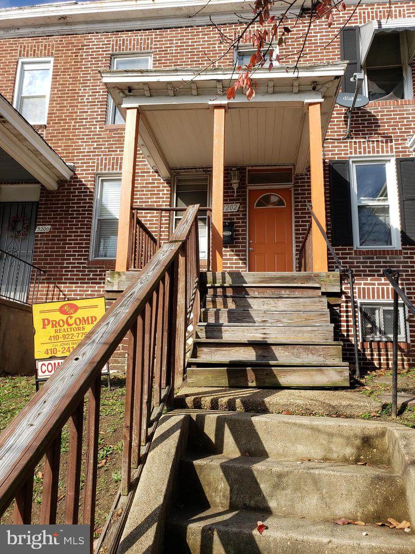 3202 Elmora Avenue - Photo 1