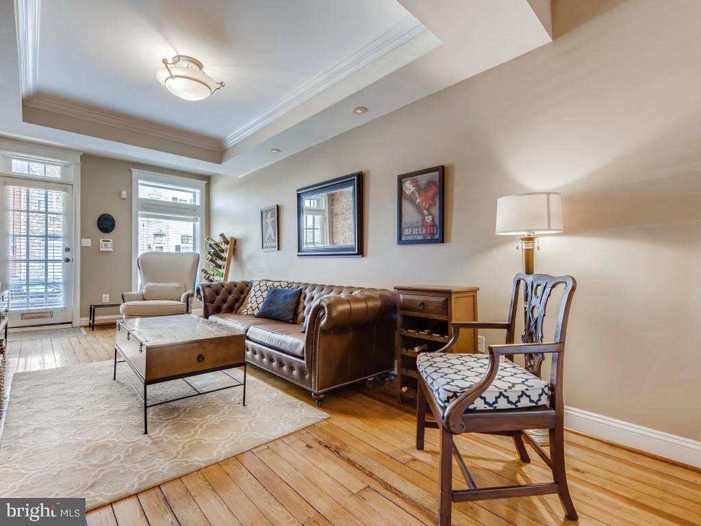 1011 East Avenue - Photo 1