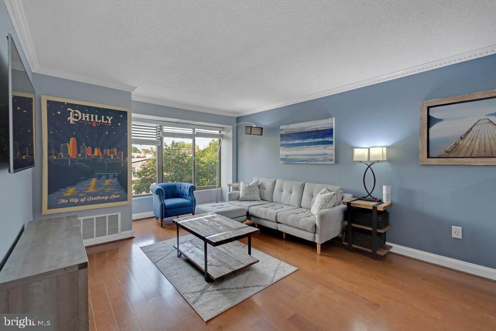 2001 Hamilton Street - Photo 1