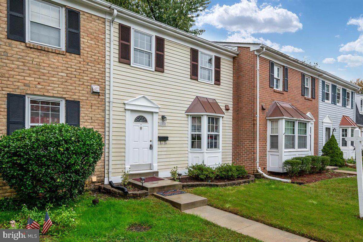 1812 Sharwood Place - Photo 1