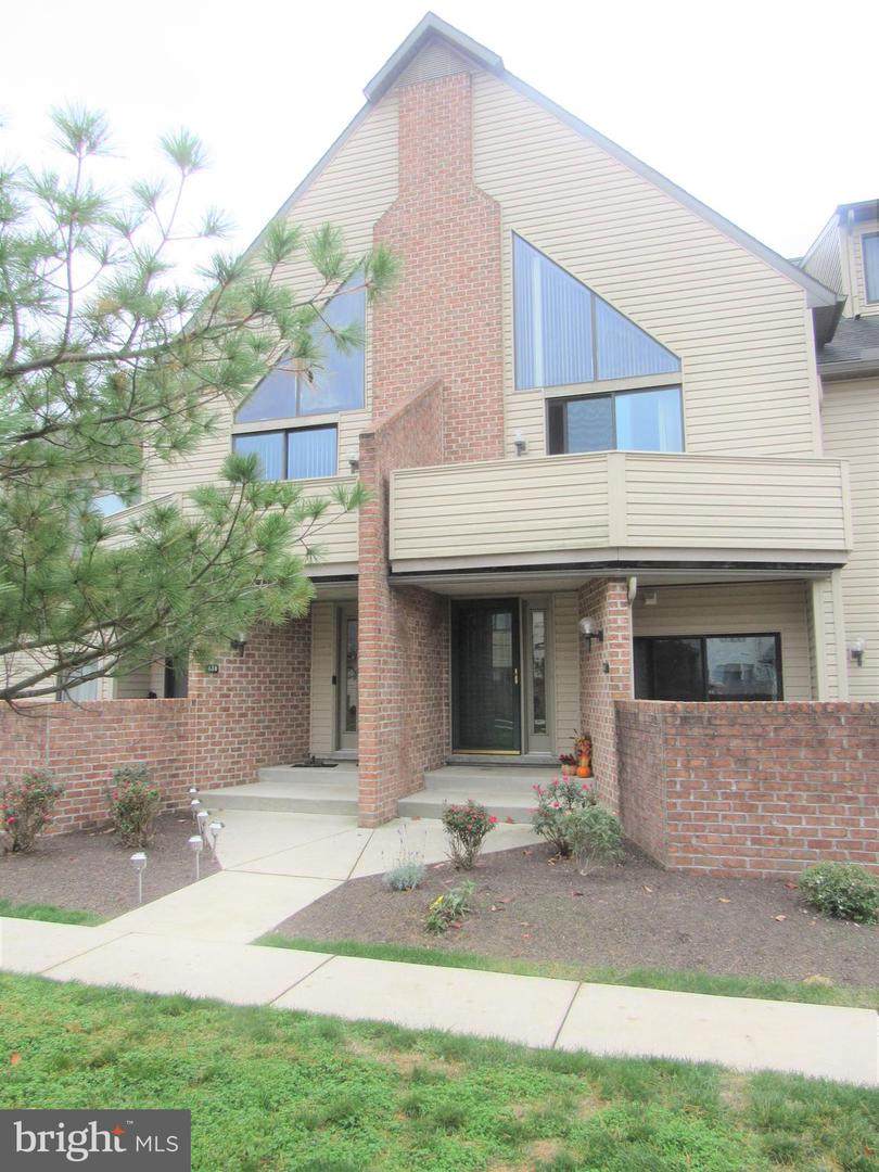 611 Cherrington Drive - Photo 1