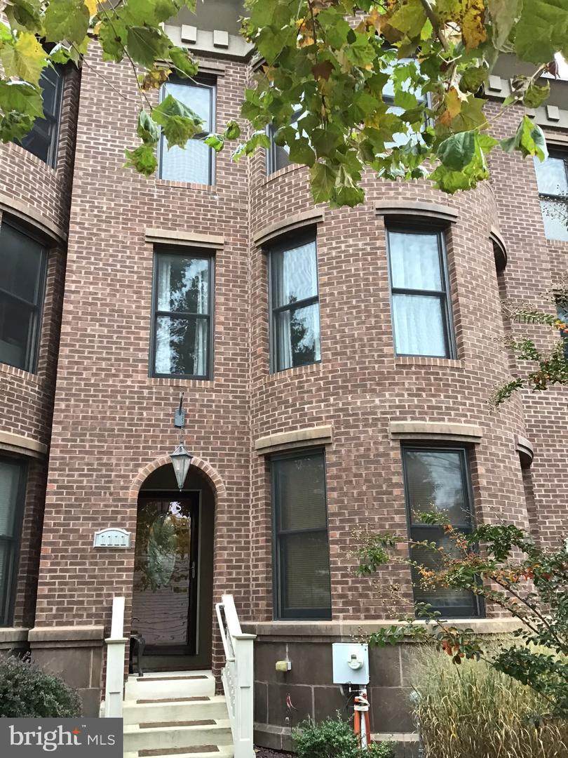1111 Coleman Street - Photo 1