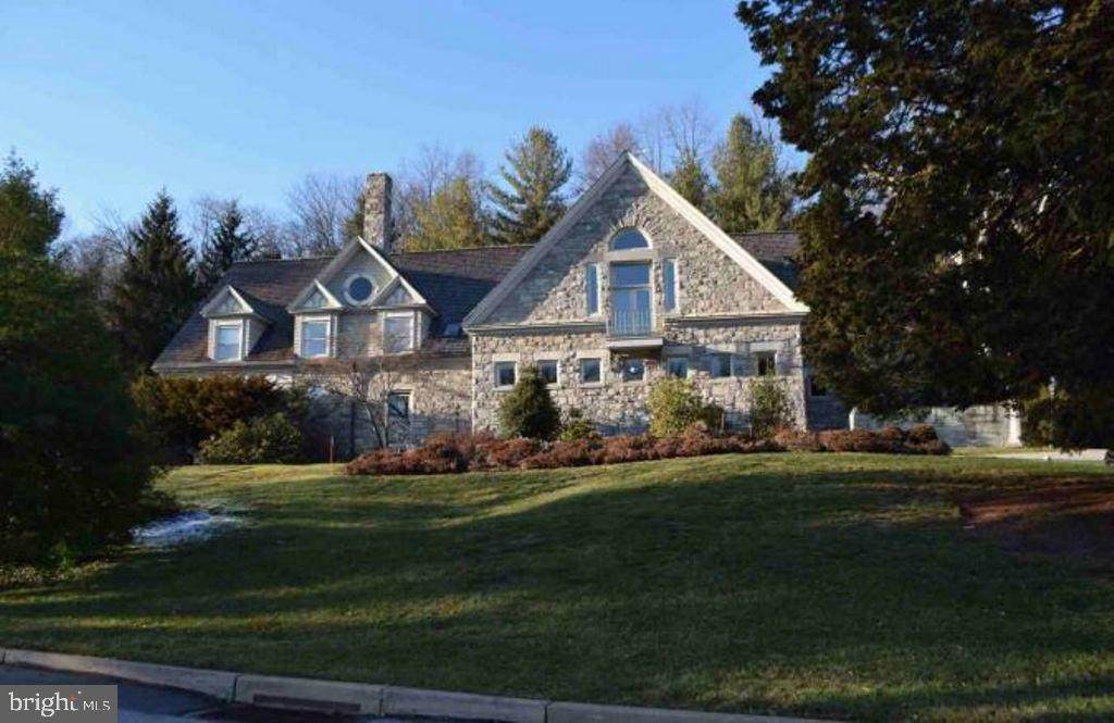 1204 Denbigh Lane - Photo 1