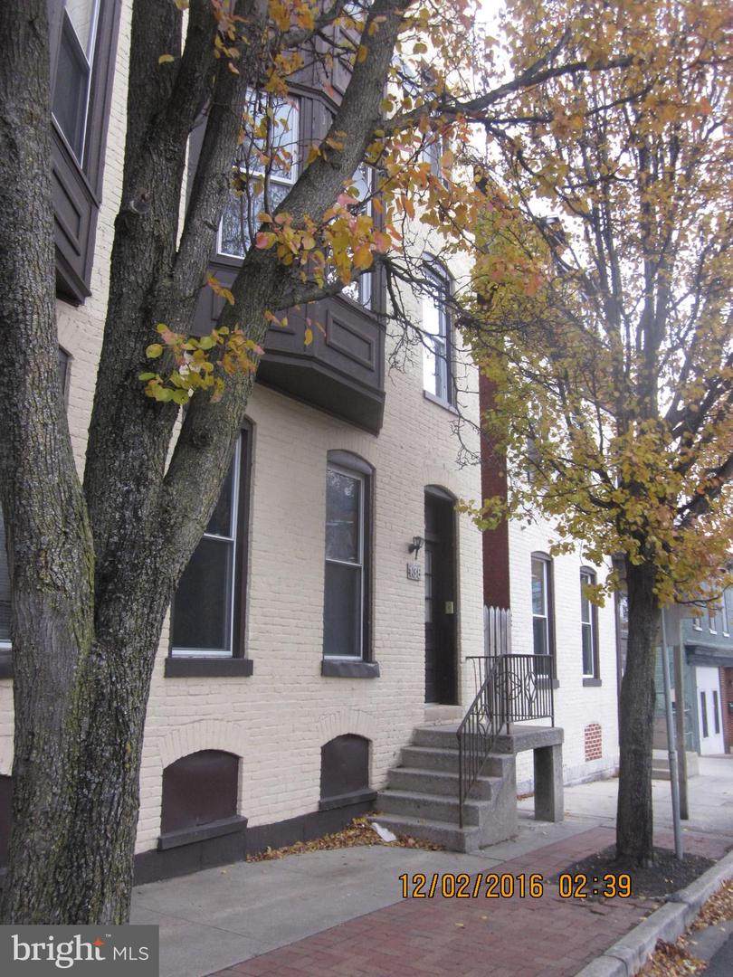 136-138 Franklin Street - Photo 1