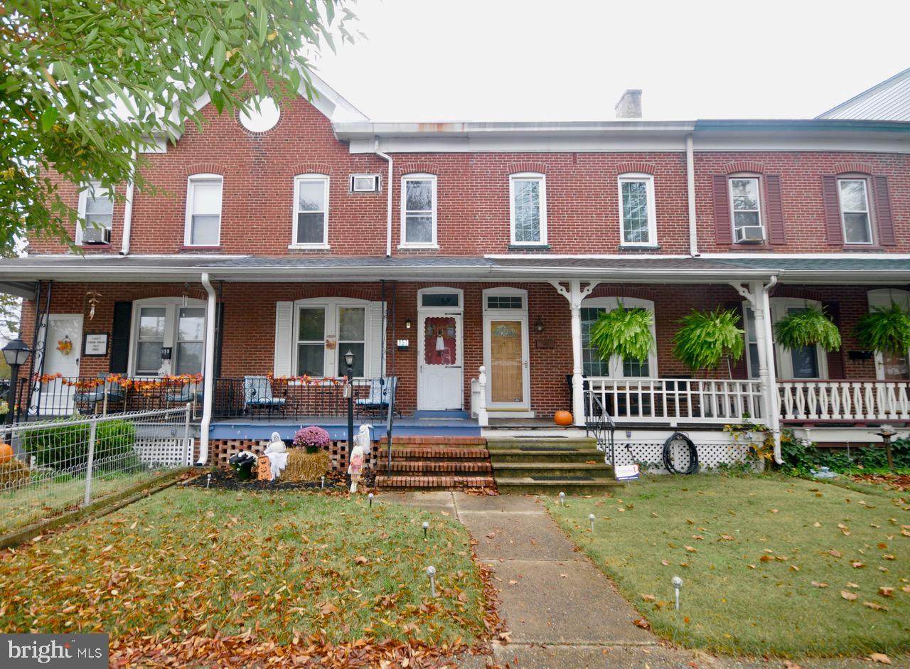 157 3RD Avenue - Photo 1