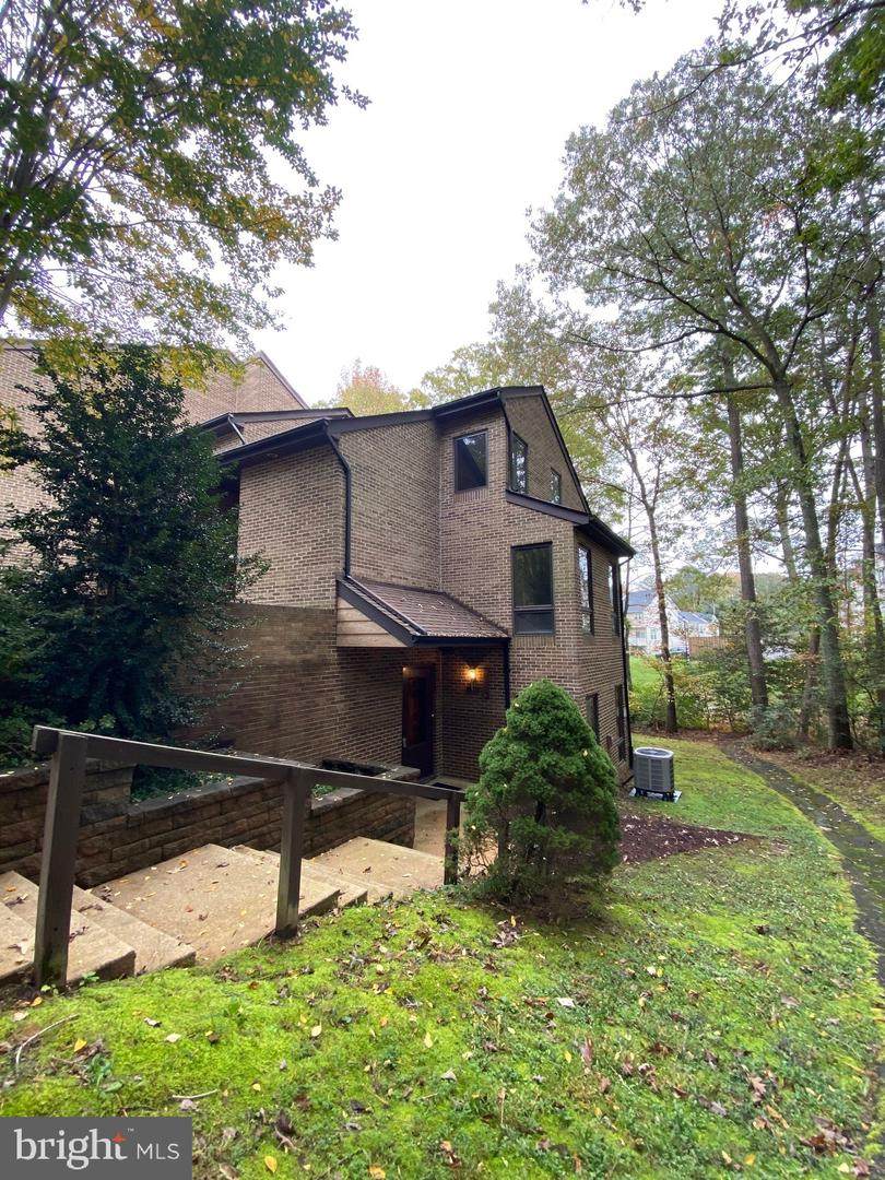 23312 Walnut Hollow Court - Photo 1