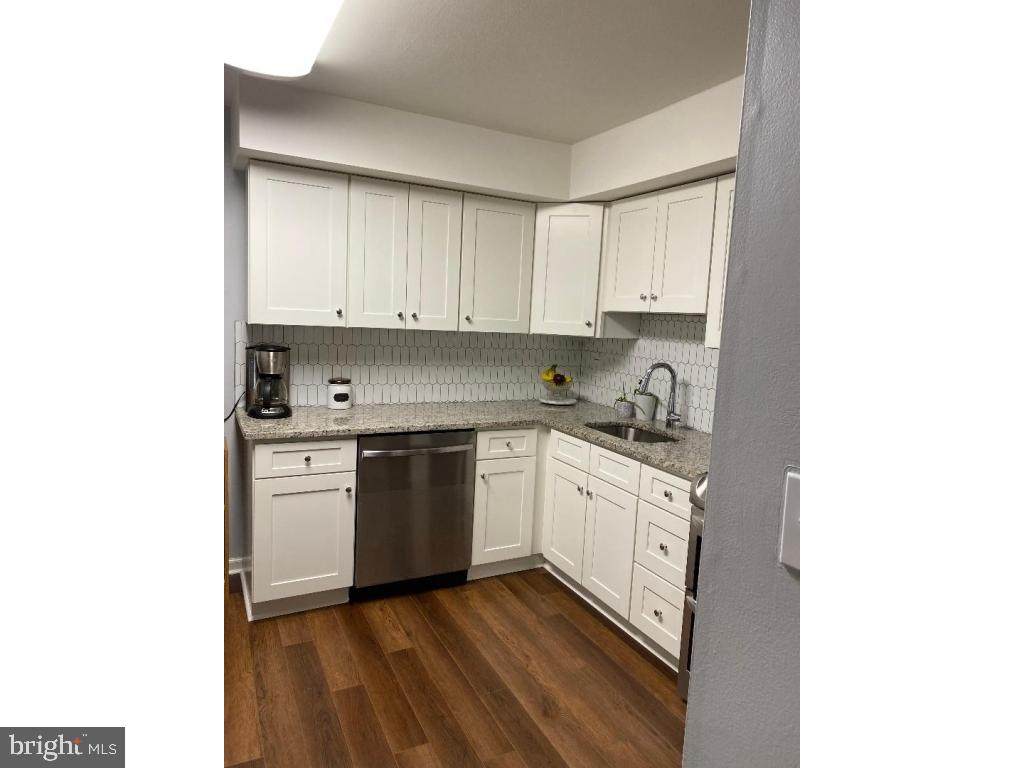 15 Avon Drive - Photo 1