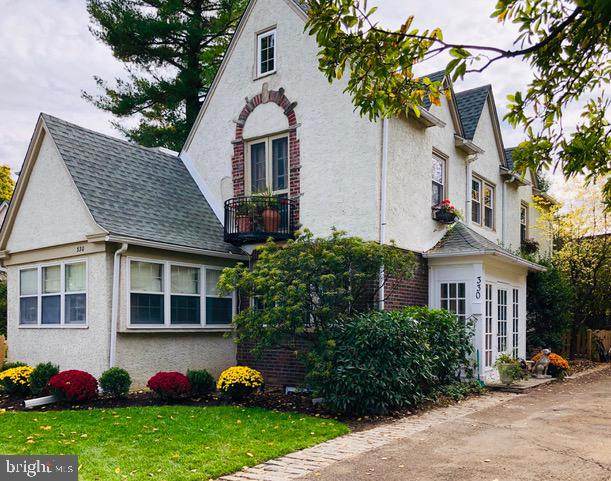 330 Wister Road - Photo 1