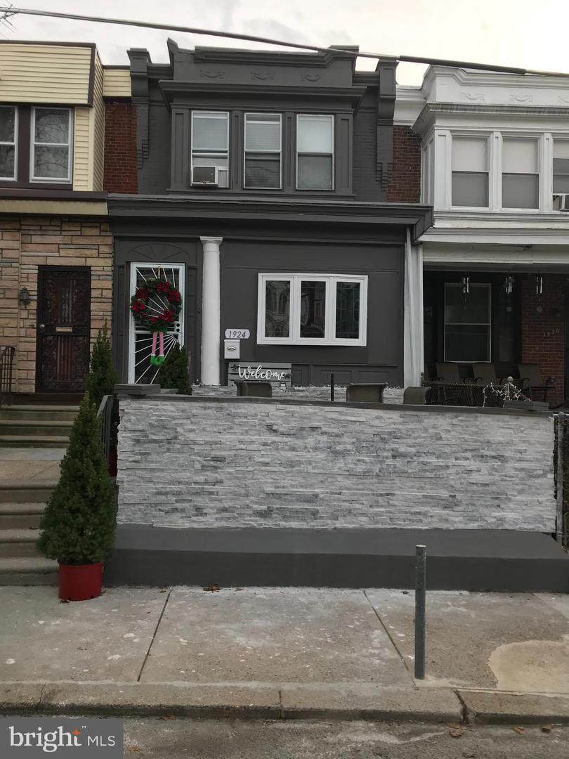 1924 Laveer Street - Photo 1