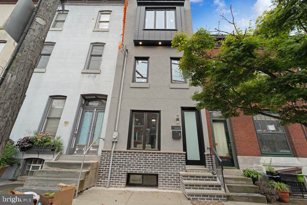 2922 Poplar Street - Photo 1