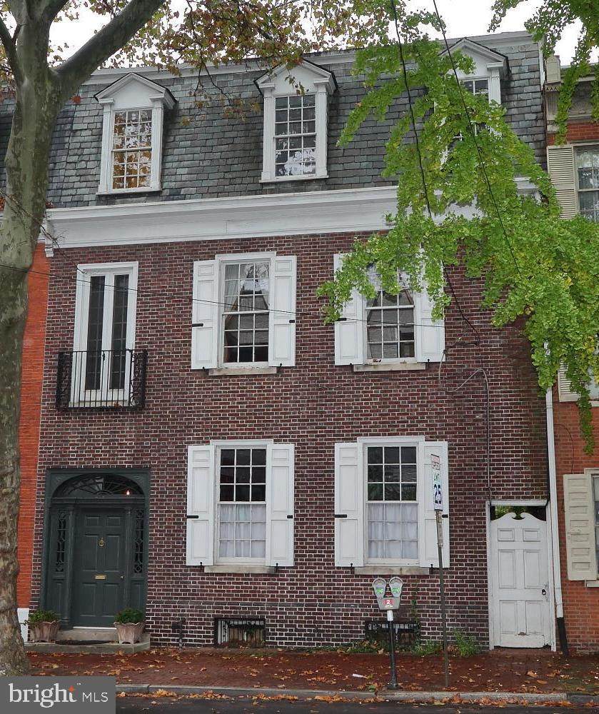 231 Orange Street - Photo 1