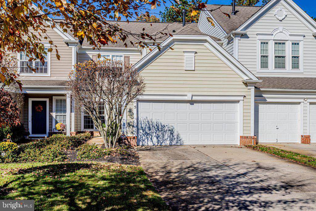 5 Westford Drive - Photo 1