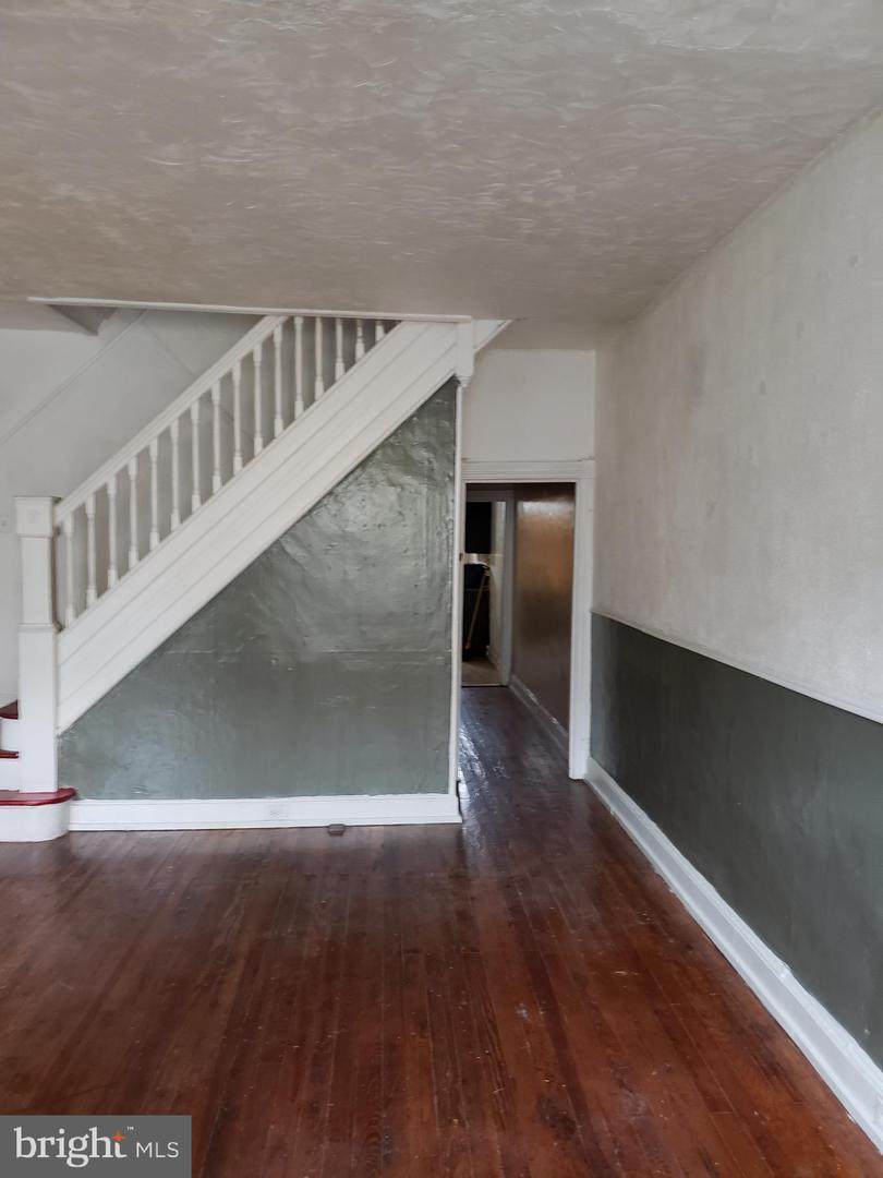 2116 Baltimore Street - Photo 1