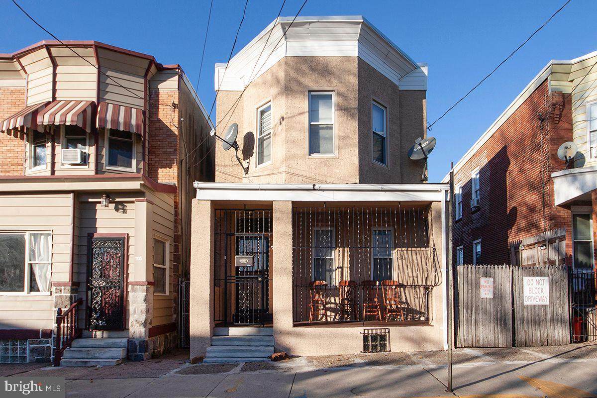 1137 Whitman Avenue - Photo 1