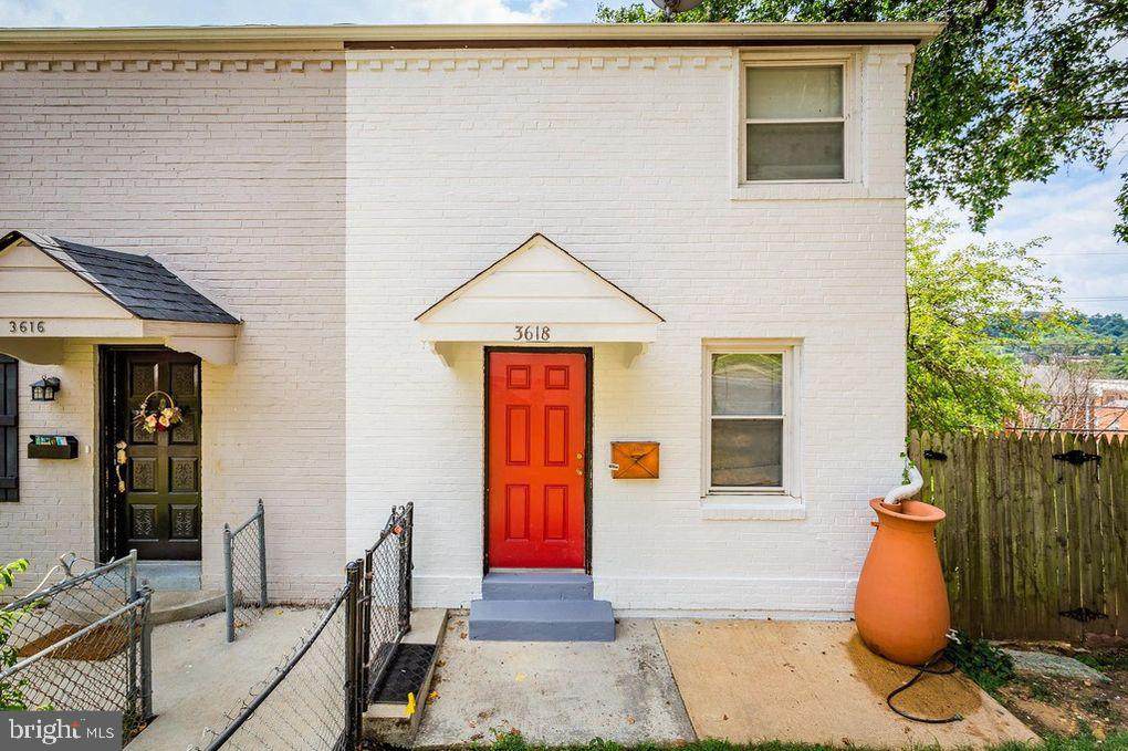 3618 Kemper Road - Photo 1