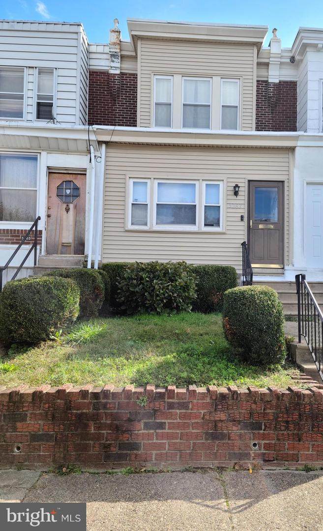 5263 Sylvester Street - Photo 1