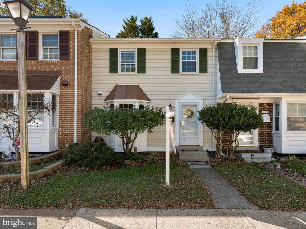 1820 Aberdeen Circle - Photo 1