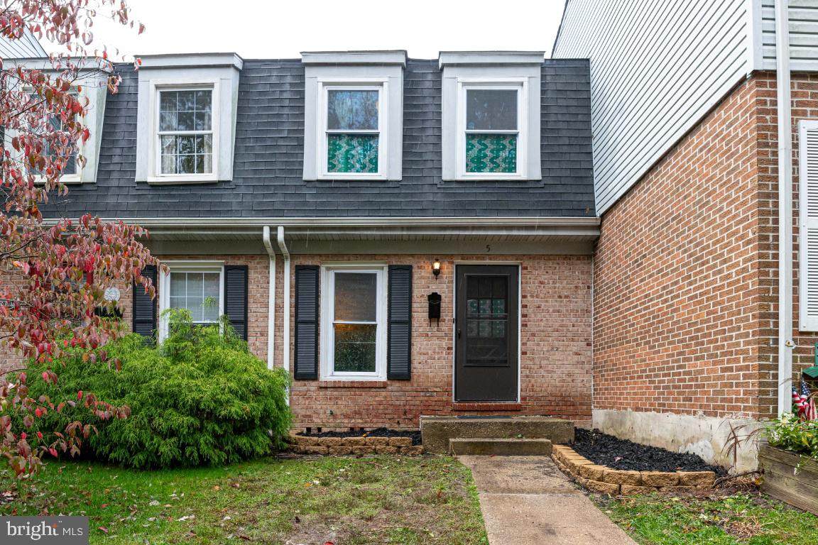5 Burnsway Court - Photo 1