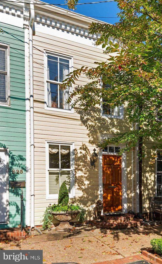 823 Oronoco Street - Photo 1