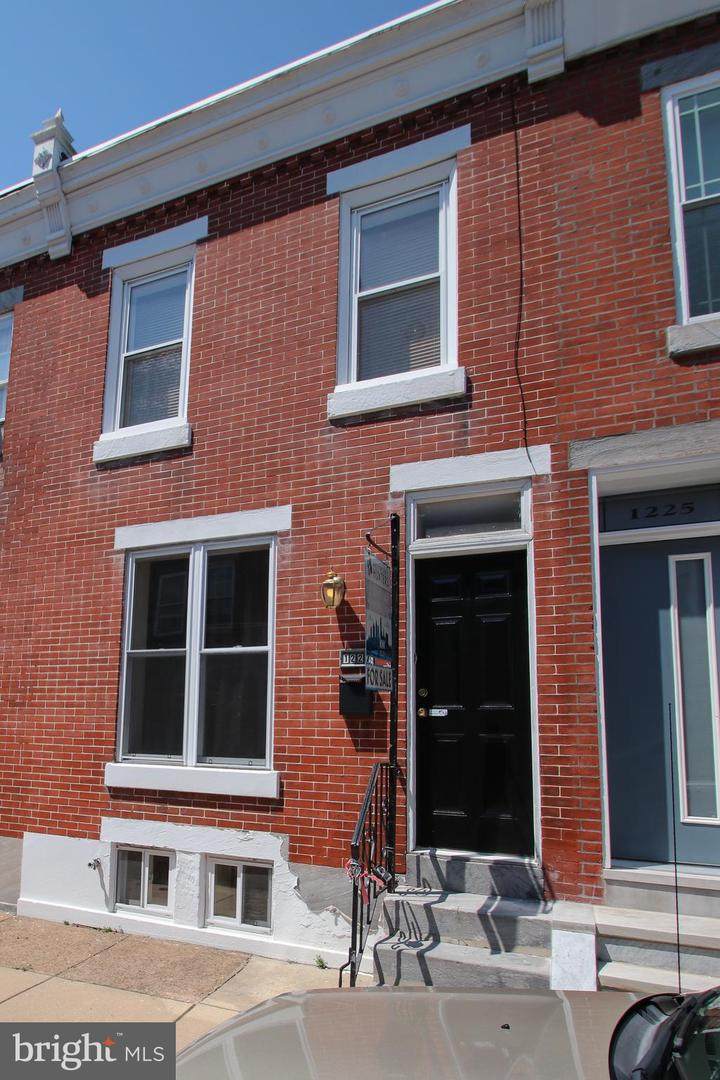 1227 Tree Street - Photo 1