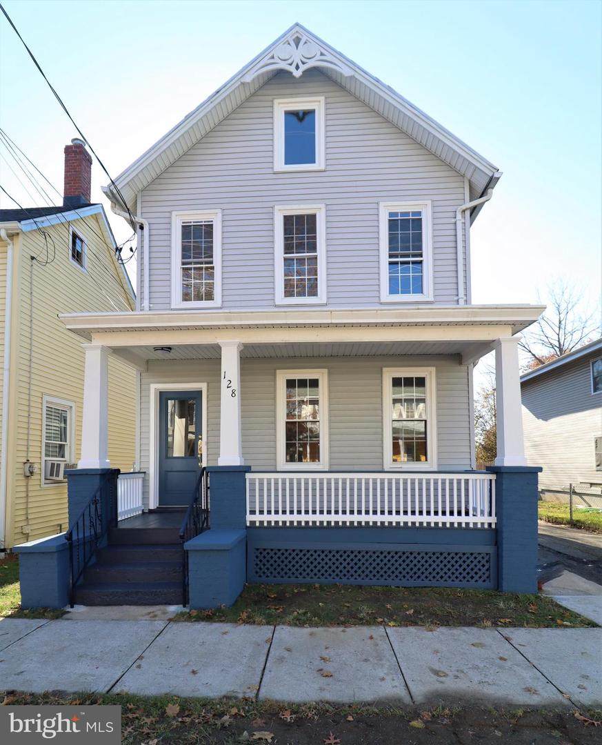 128 Monmouth Street - Photo 1