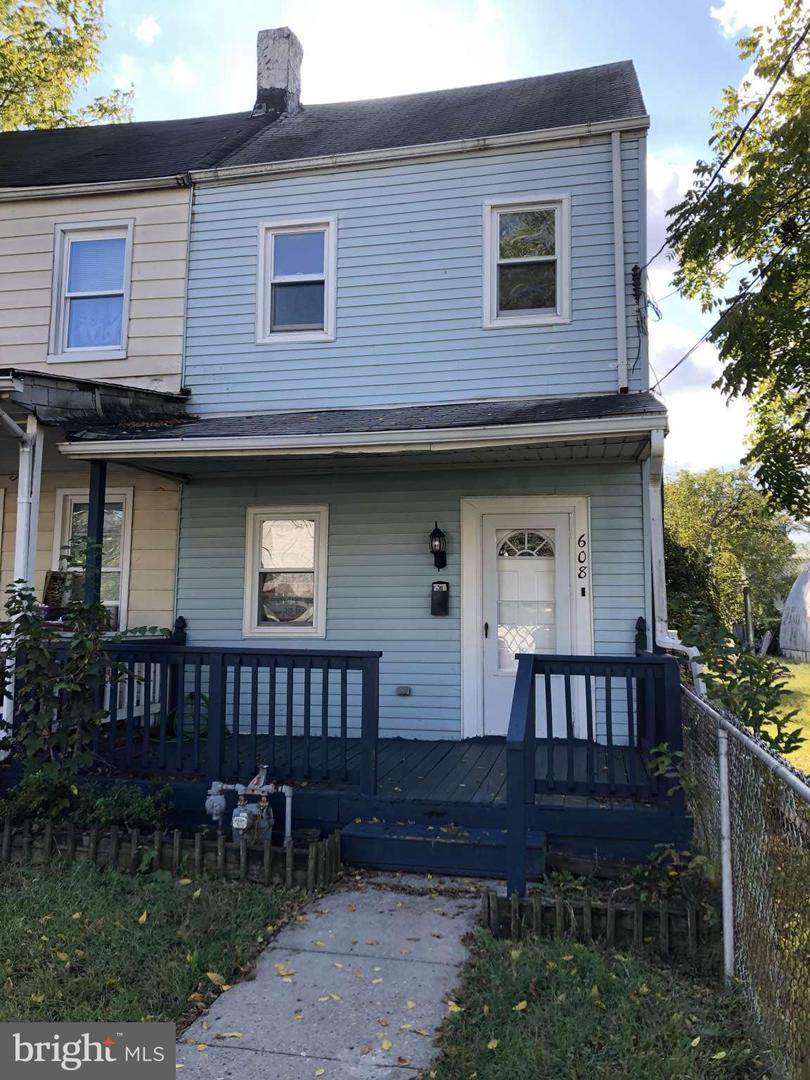 608 Clymer Street - Photo 1