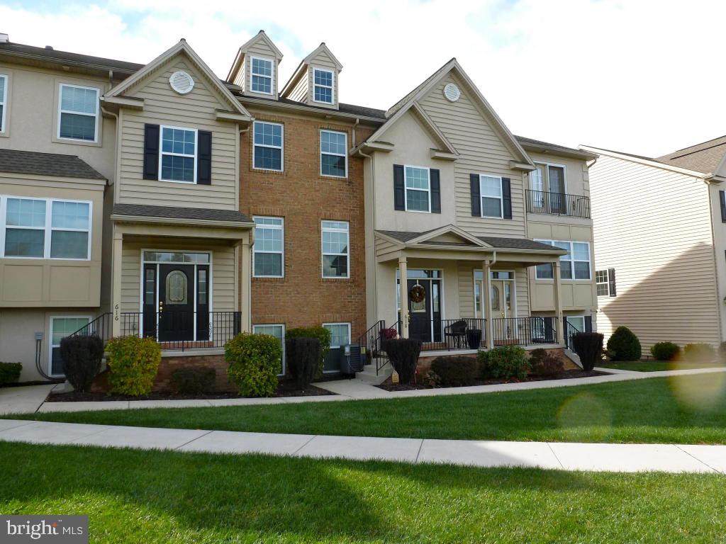 618 Petersburg Road - Photo 1
