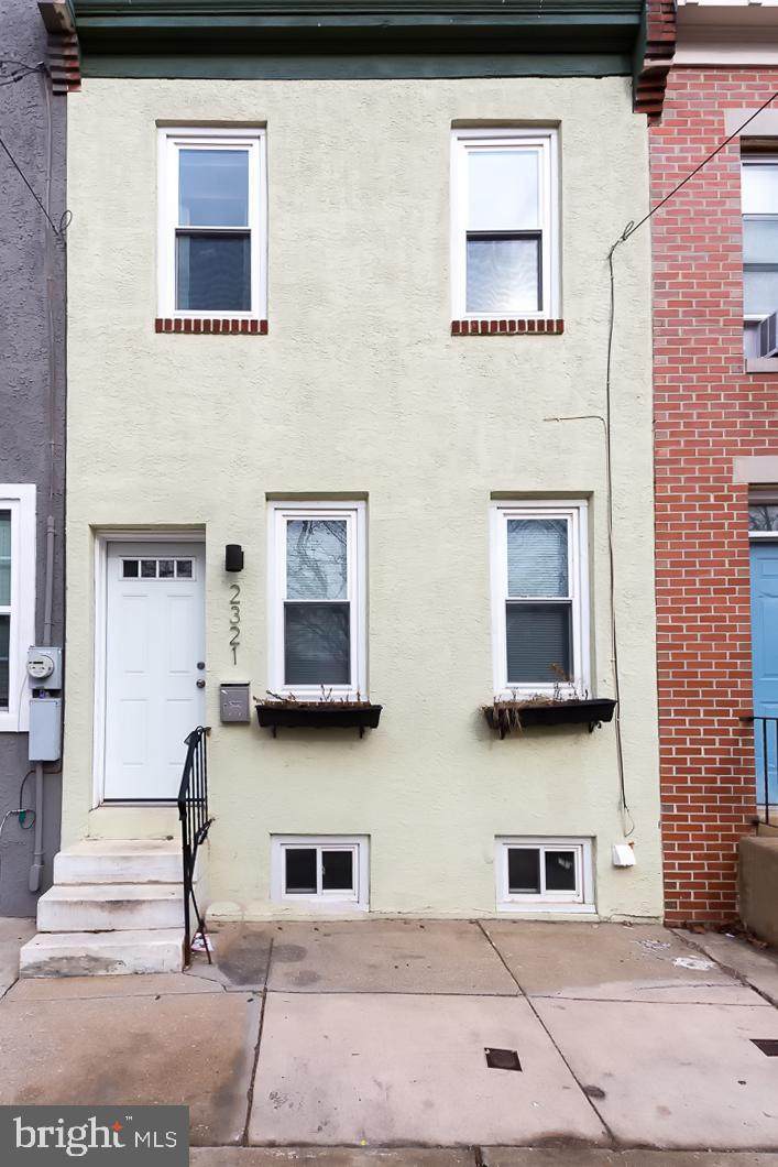 2321 Montrose Street - Photo 1