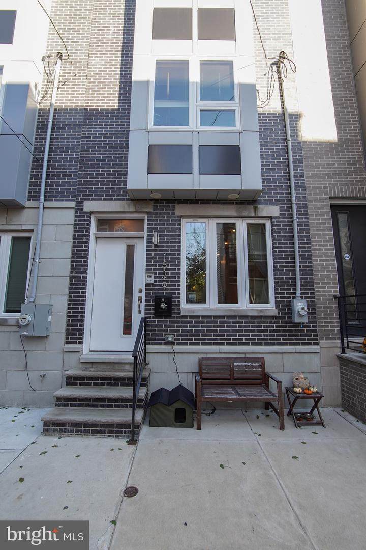1839 Gerritt Street - Photo 1