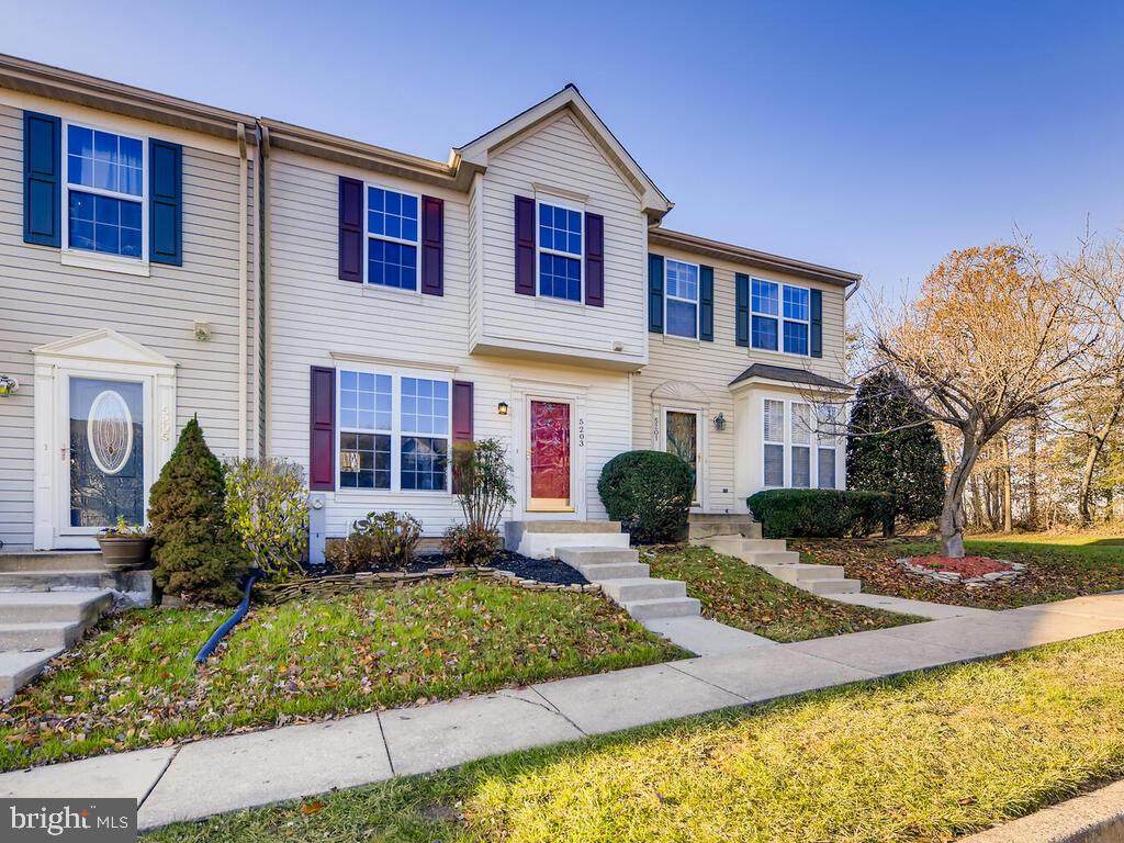 5203 Redhill Way - Photo 1